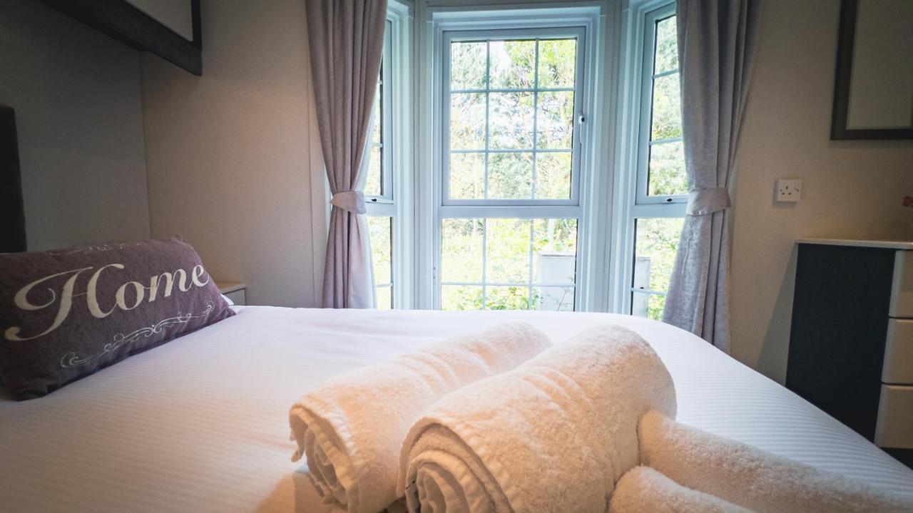 Angie'S Haven, Superb 2 Bedroom Lodge With Hot Tub - Sleeps 6 - Felmoor Park Морпет Екстериор снимка